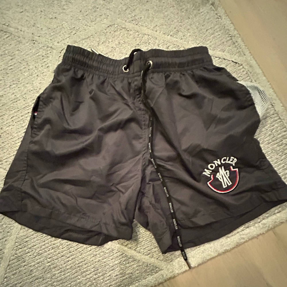 Moncler pool short